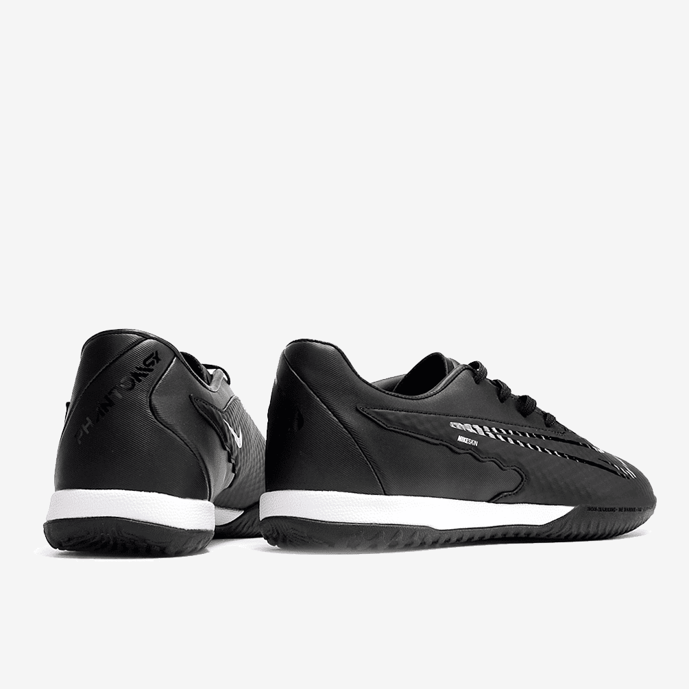 Chuteira Nike Phantom GX Academy Futsal