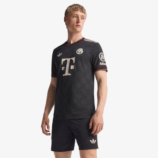 Camisa Adidas Bayern de Munique 2025/26 III Authentic